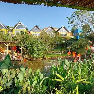 yellow-haven-lodge.about-kampalahotels.com/